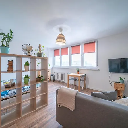 10th Floor Studio In The City Center Of Apartment
