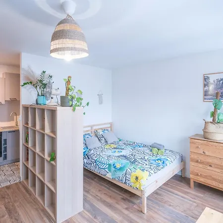 10th Floor Studio In The City Center Of Apartment Wroclaw